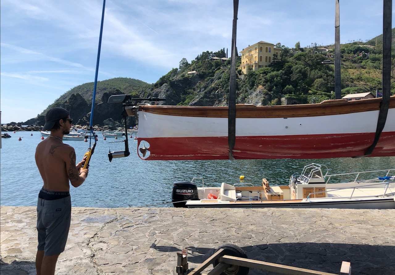 EZ outboard, EZ-outboard, Pontoon, electric boat engine, Electric boat conversion, electric outboard motor, electric inboard motor